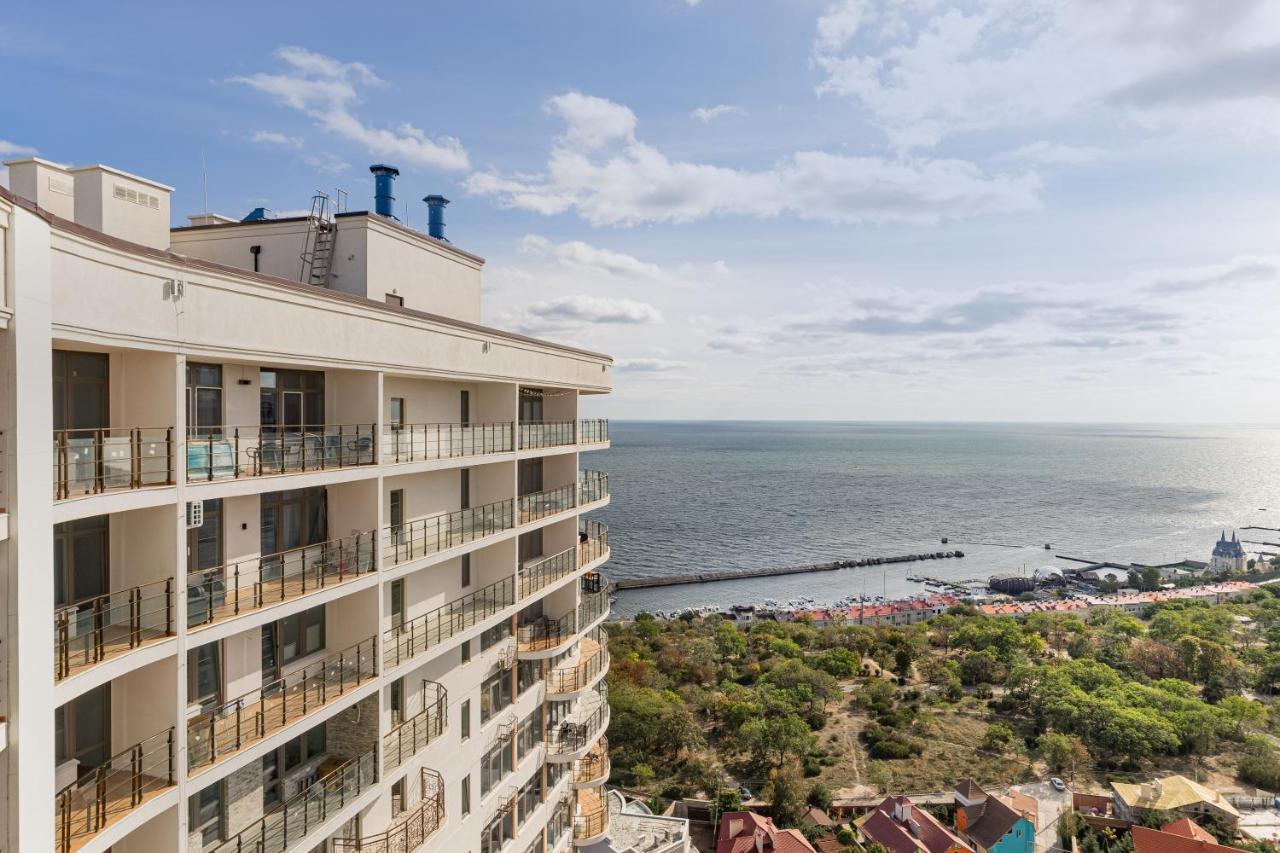 Pearl 44 Apartment With Terrace Odessa Buitenkant foto