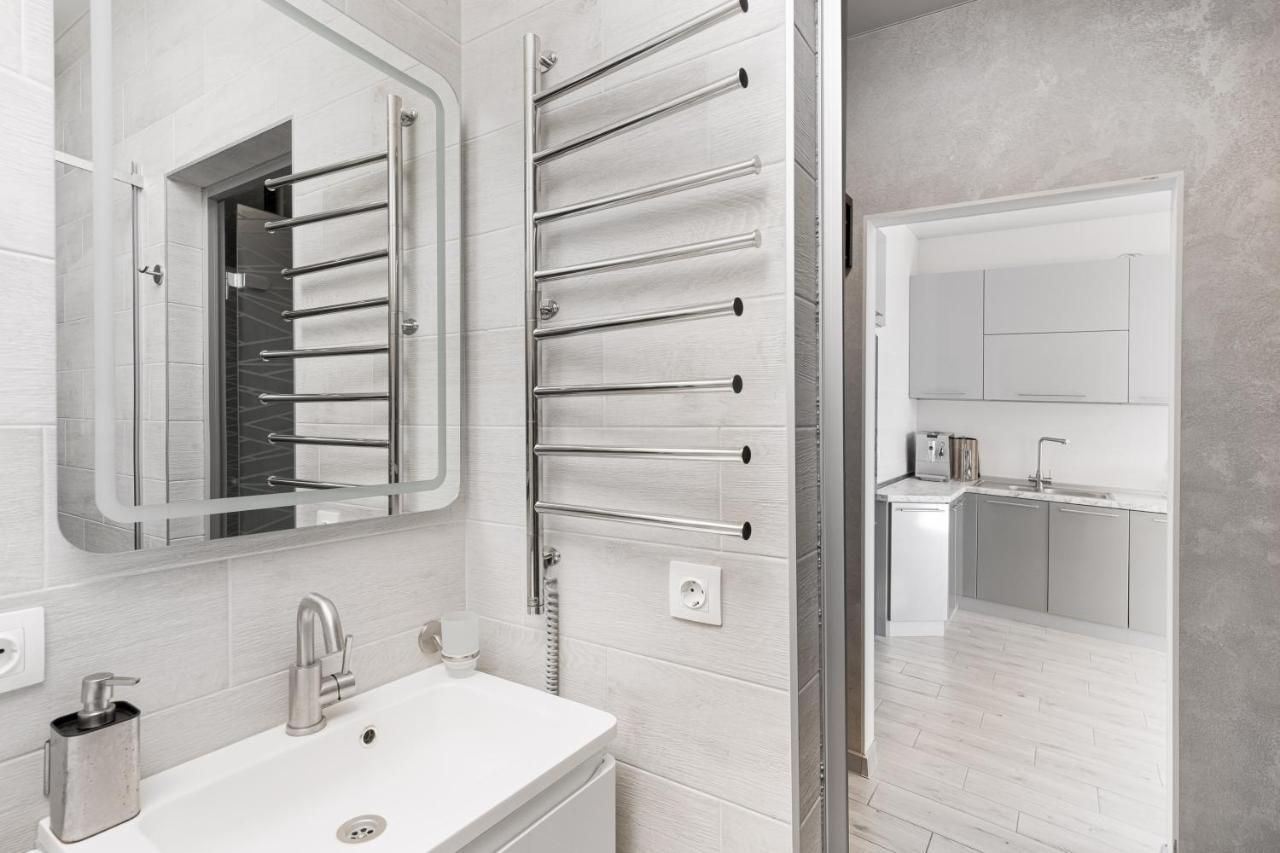 Pearl 44 Apartment With Terrace Odessa Buitenkant foto
